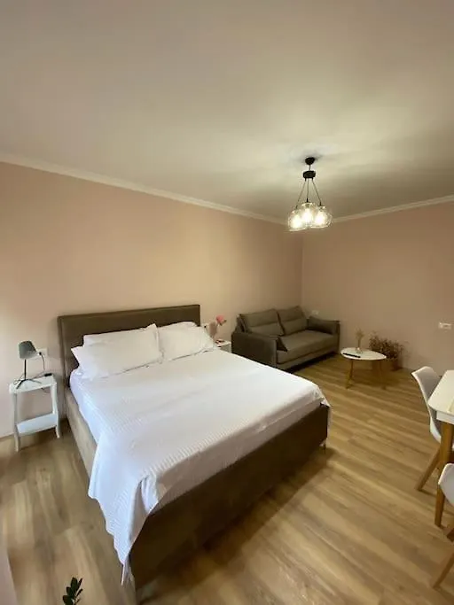 Mimosa'S Apartment With Lovely Balcony Tirana 0*,  Albanien