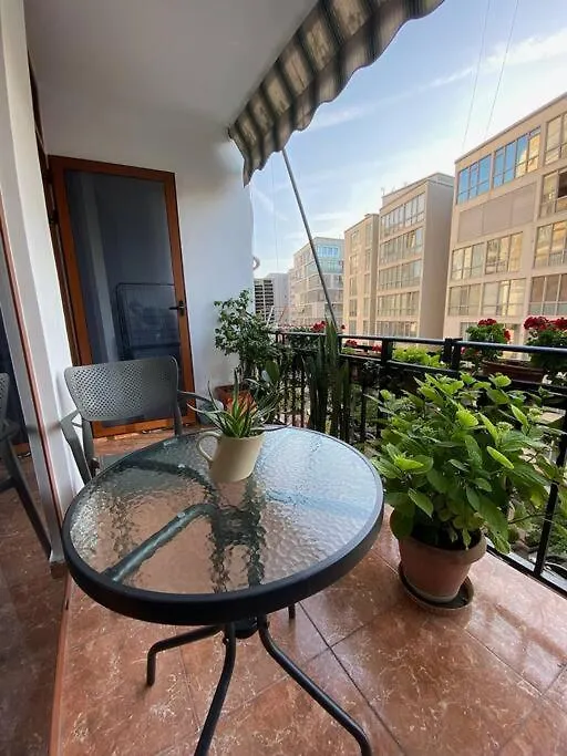Mimosa'S Apartment With Lovely Balcony Tirana